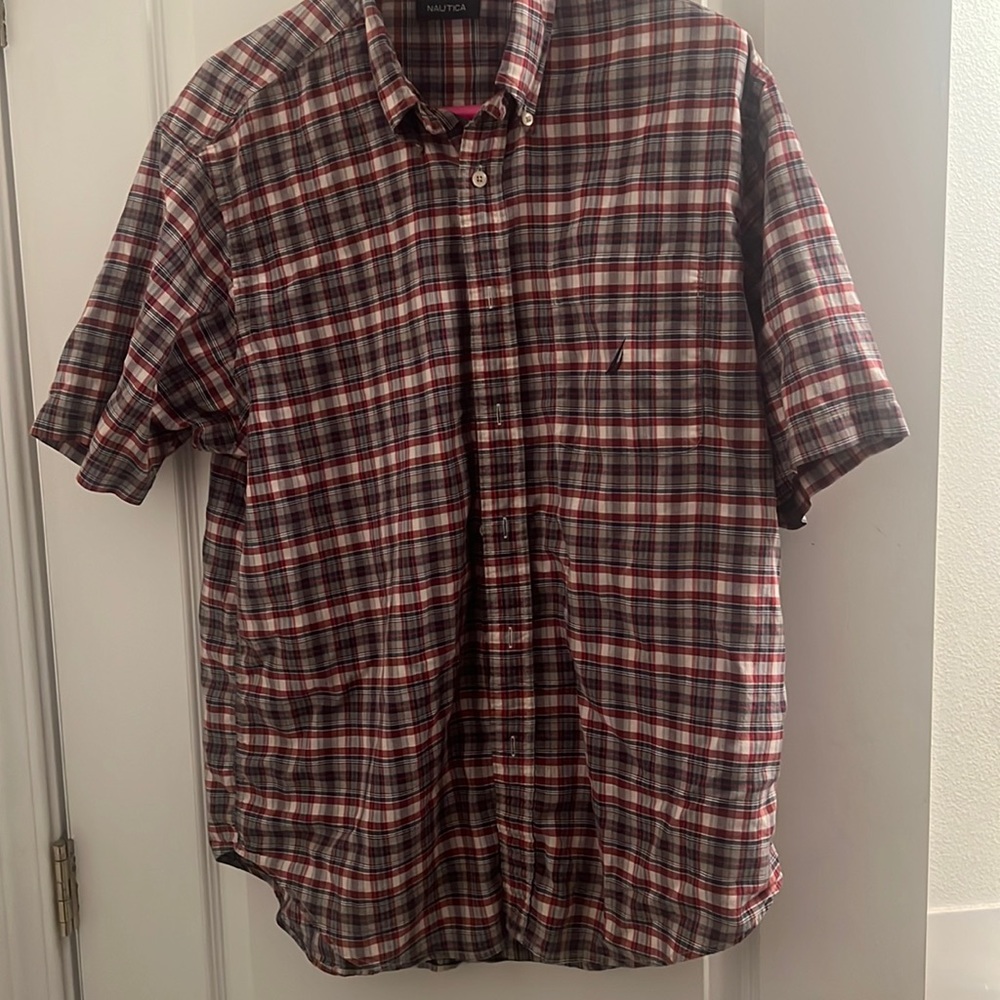 Nautica Mens Short Sleeve Button Down Shirt Red White Blue Plaid Cotton Large‎